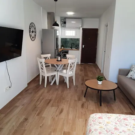 Exclusivo Apto De En Urbanizacion Privada *